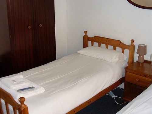 The George Hotel Ашфорд Екстериор снимка